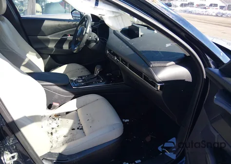 2024 Mazda Cx-30 2.5 S Preferred Package z USA, uszkodzony, nr VIN 3MVDMBCM9RM676844